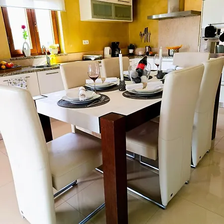 R&g Serenity Apartman *